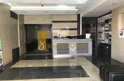 Office Space - Studio - 5 Bathrooms for rent in Diamond Business Center Block B - Diamond Business Center - Arjan - Dubai