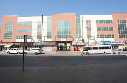 Staff Accommodation - Studio - 7+ Bathrooms for rent in Al Quoz 3 - Al Quoz - Dubai