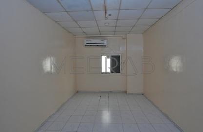 Staff Accommodation - Studio - 7+ Bathrooms for rent in Al Quoz 3 - Al Quoz - Dubai