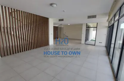 Villa - 4 Bedrooms - 6 Bathrooms for rent in West Yas - Yas Island - Abu Dhabi