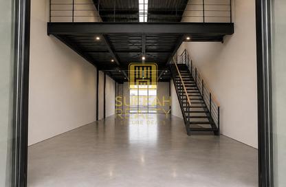 Warehouse - Studio - 1 Bathroom for rent in Al Quoz Industrial Area 3 - Al Quoz Industrial Area - Al Quoz - Dubai