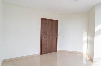 Apartment - 2 - 3 for rent in Imperial Avenue - Downtown Dubai - Dubai
