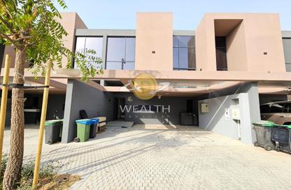 Townhouse - 3 Bedrooms - 4 Bathrooms for rent in Robinia - Masaar - Tilal City - Sharjah