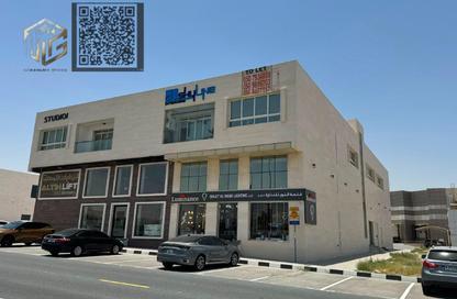 عمارة بالكامل - استوديو - 7+ للبيع في بناء الصناعية 13 - منطقة رقم 13 - المنطقة الصناعية بالشارقة - الشارقة