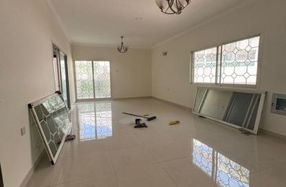 Apartment - 2 Bedrooms - 3 Bathrooms for rent in Al Khan Lagoon Tower - Al Khan Lagoon - Al Khan - Sharjah