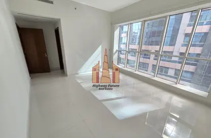 شقة - 2 غرف نوم - 3 حمامات للايجار في برج صحارى 4 - مجمع صحارى - النهدة - الشارقة