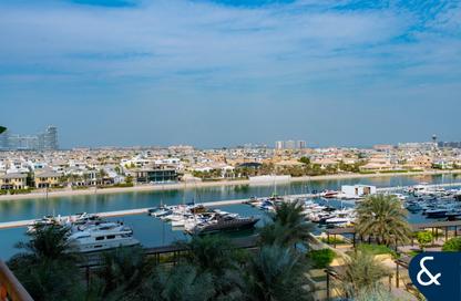Apartment - 2 Bedrooms - 2 Bathrooms for sale in Marina Residences 4 - Marina Residences - Palm Jumeirah - Dubai