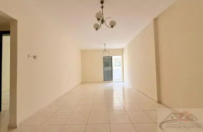 Apartment - 1 Bedroom - 2 Bathrooms for rent in Al Zain Tower - Al Nahda - Sharjah