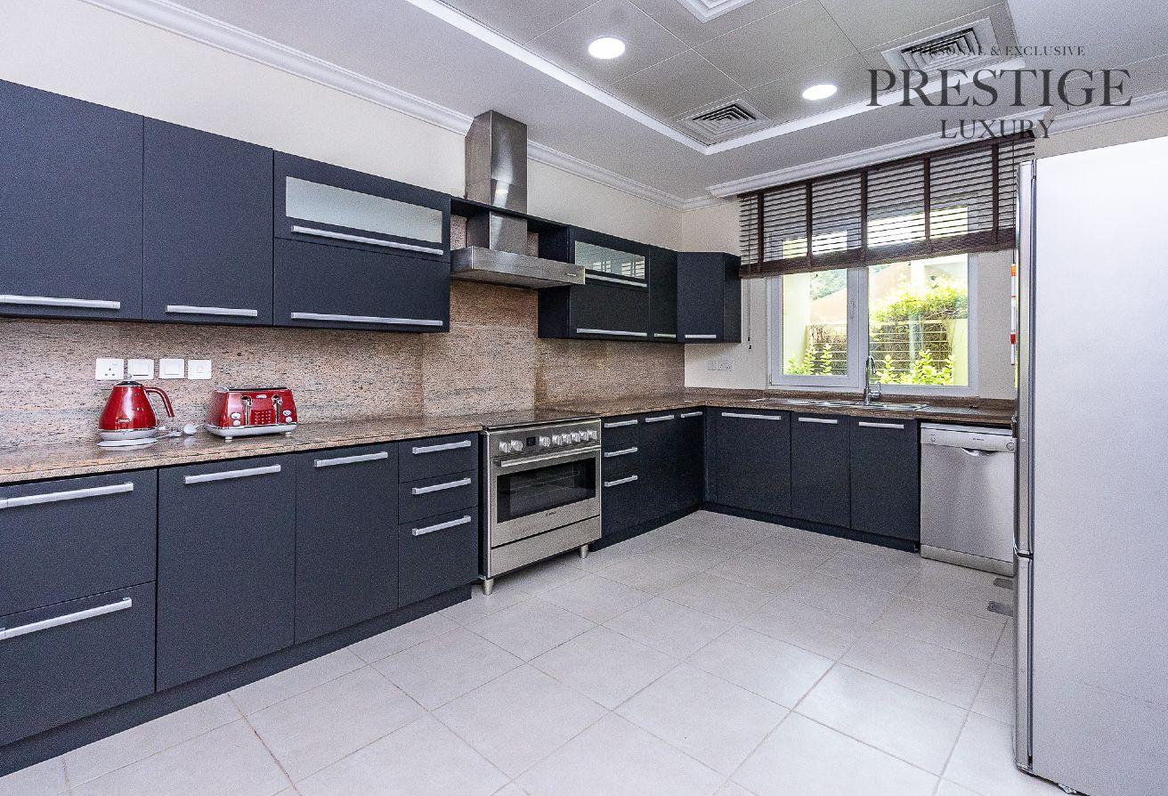 Fully Furnished | 4BR+Maids Villa | Private Pool photo 10