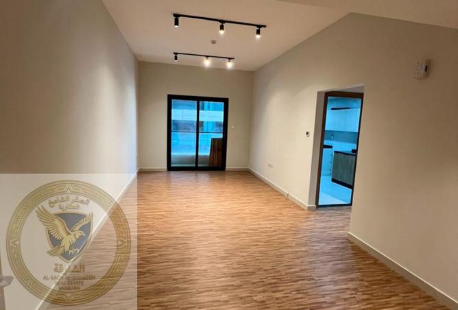 120171437 - Property Image 2