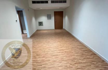 Apartment - 2 Bedrooms - 2 Bathrooms for rent in SRS Tower - Al Rashidiya 1 - Al Rashidiya - Ajman