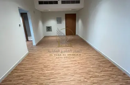 Apartment - 2 Bedrooms - 2 Bathrooms for rent in SRS Tower - Al Rashidiya 1 - Al Rashidiya - Ajman