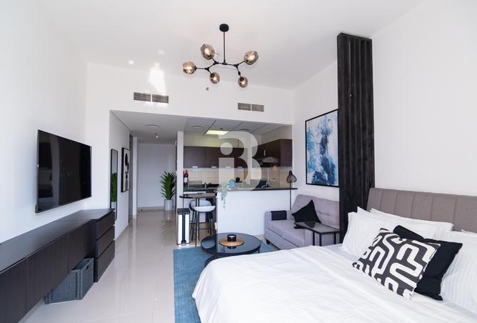 Prime Location | Furnished | Golf Course View photo 3
