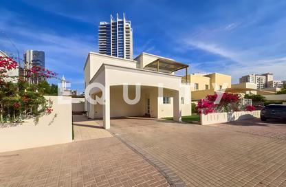 Villa - 3 Bedrooms - 4 Bathrooms for rent in Meadows 1 - Meadows - Dubai