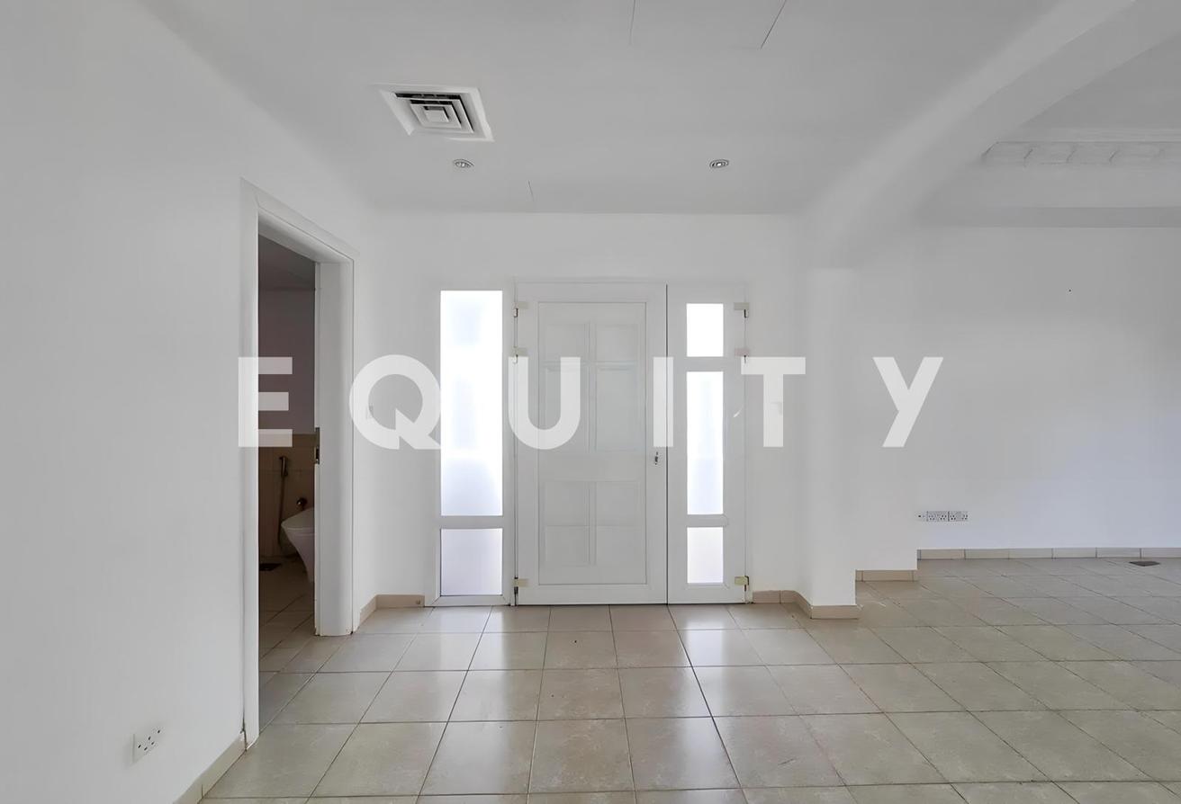 Type 5 | Single Row | Near Lake | 3BR + Maid photo 10