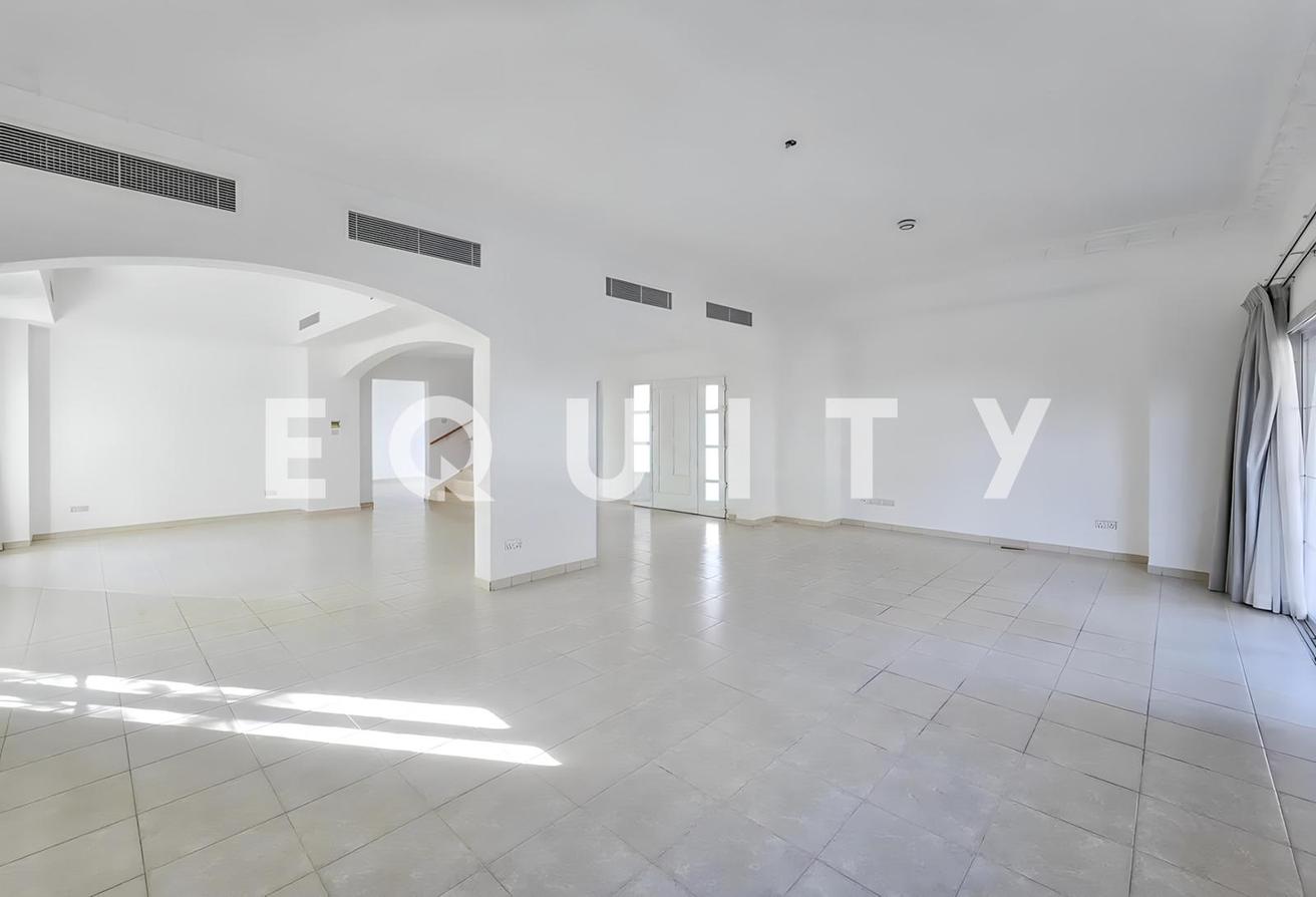 Type 5 | Single Row | Near Lake | 3BR + Maid photo 3