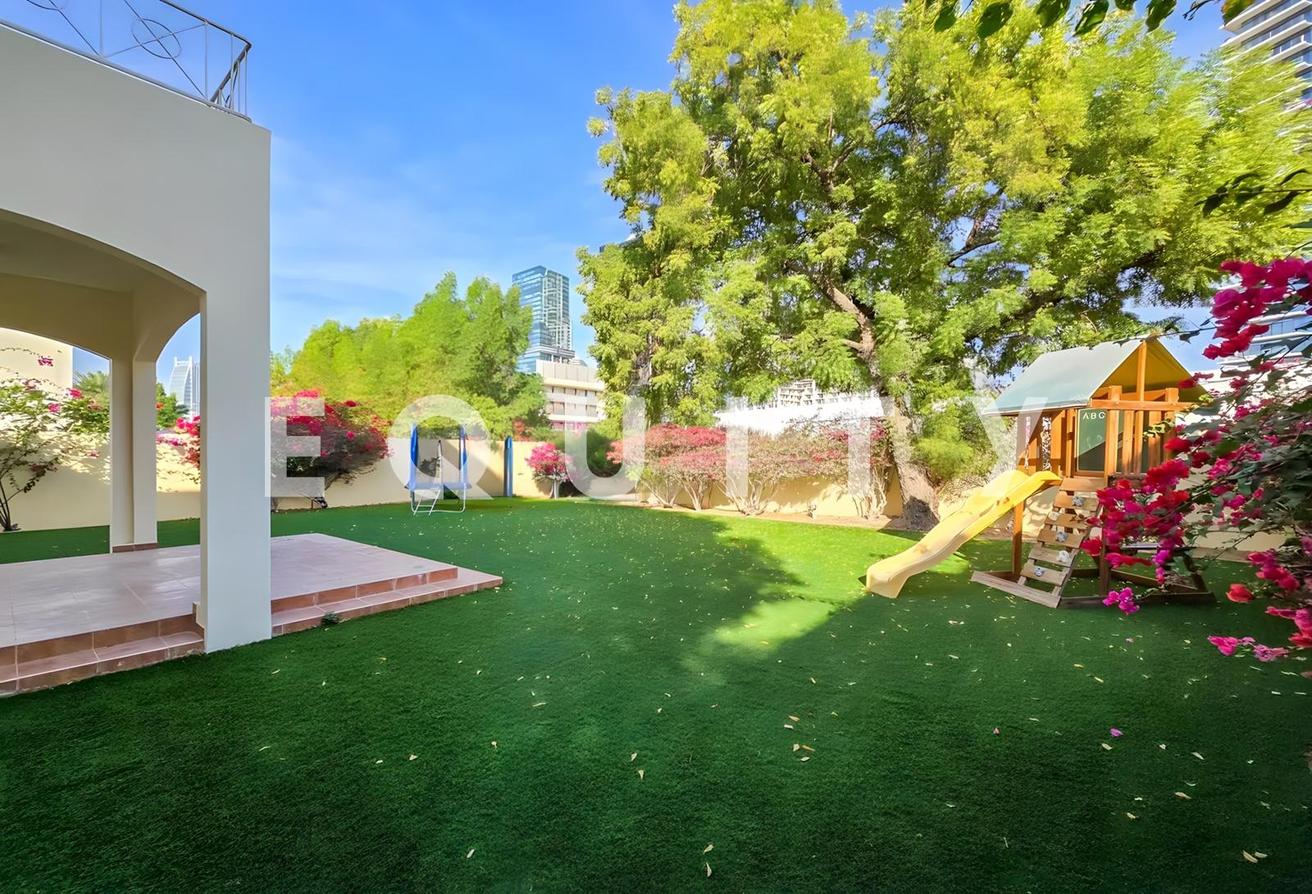 Type 5 | Single Row | Near Lake | 3BR + Maid photo 15