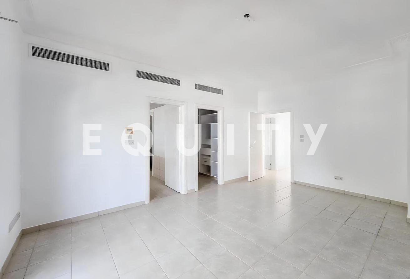 Type 5 | Single Row | Near Lake | 3BR + Maid photo 30