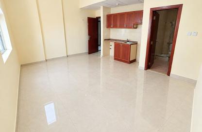 Apartment - Studio - 1 for rent in Fire Station Road - Muwaileh - Sharjah Apartment - Studio - 1 for rent in Fire Station Road - Muwaileh - Sharjah