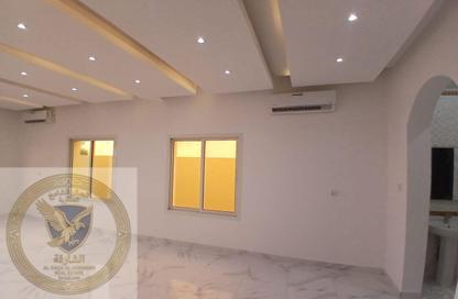 Villa - 4 Bedrooms - 6 Bathrooms for rent in Al Yasmeen 1 - Al Yasmeen - Ajman