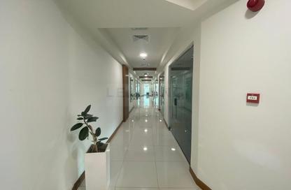 Business Centre - Studio - 2 Bathrooms for rent in The Binary Tower - Business Bay - Dubai