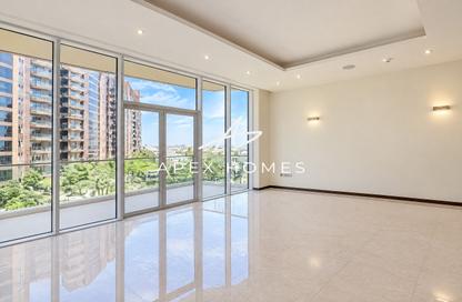 Apartment - 1 - 2 for rent in Sapphire - Tiara Residences - Palm Jumeirah - Dubai