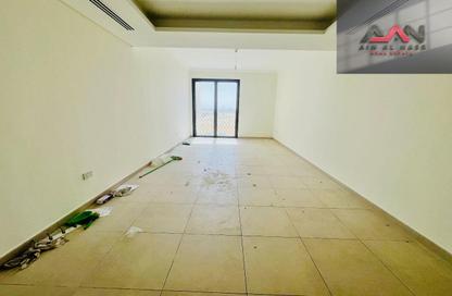 Apartment - 3 Bedrooms - 3 Bathrooms for rent in Janayen Avenue - Mirdif Hills - Mirdif - Dubai
