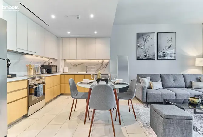 97825418 - Property Image 3