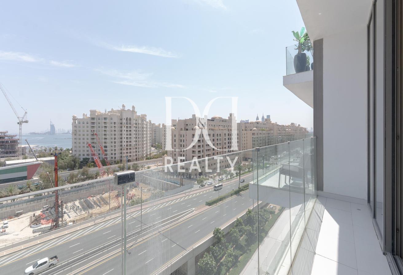 VACANT | Fully Furnished | Premium Penthouse photo 12