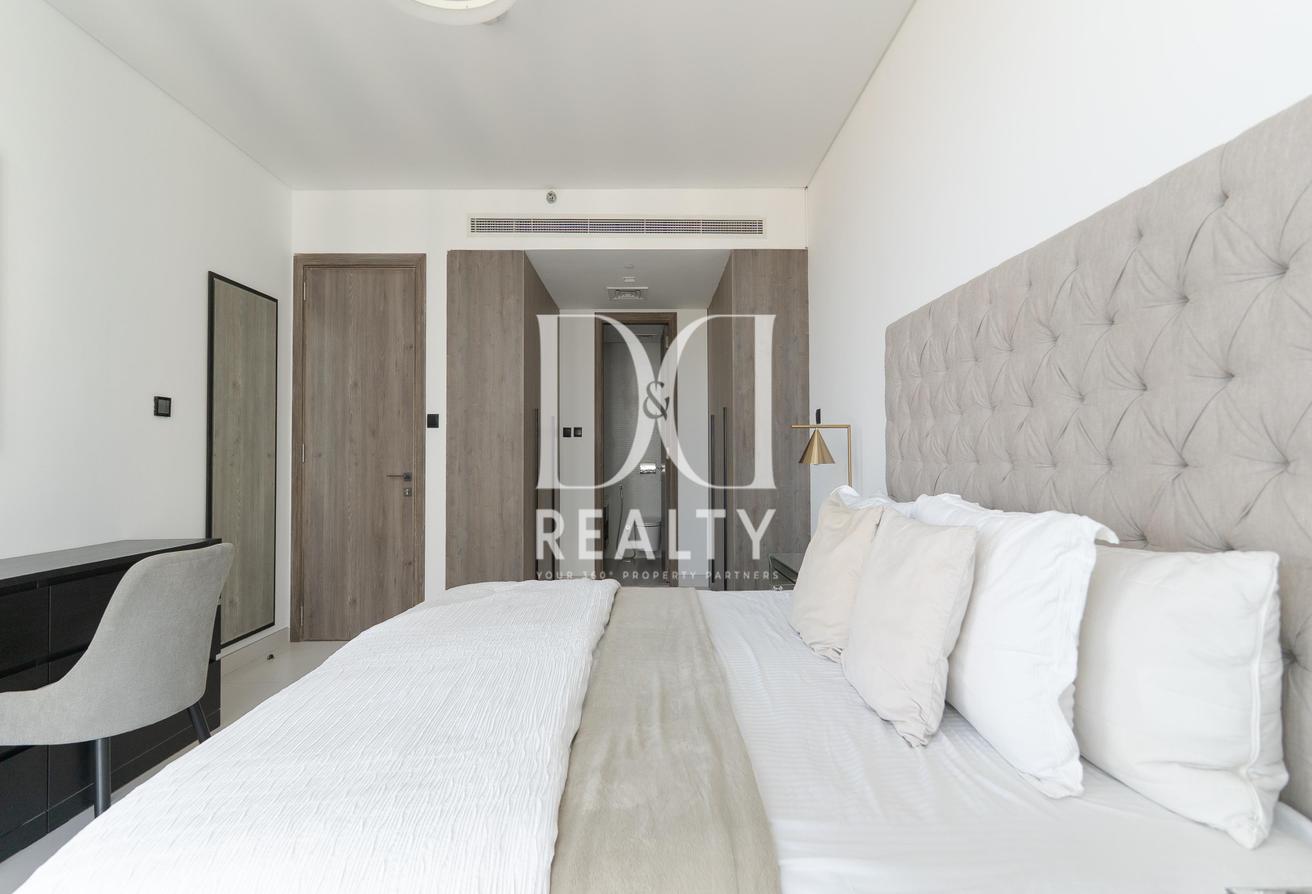 VACANT | Fully Furnished | Premium Penthouse photo 14