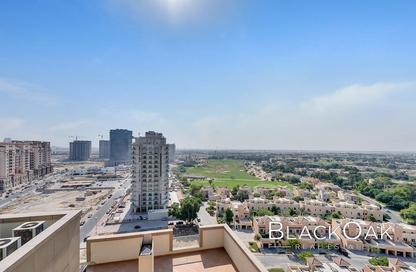 شقة - 1 حمام للايجار في بناية الأرينا - شقق الأرينا - مدينة دبي الرياضية - دبي