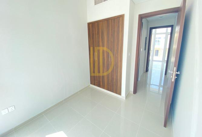 128377404 - Property Image 3