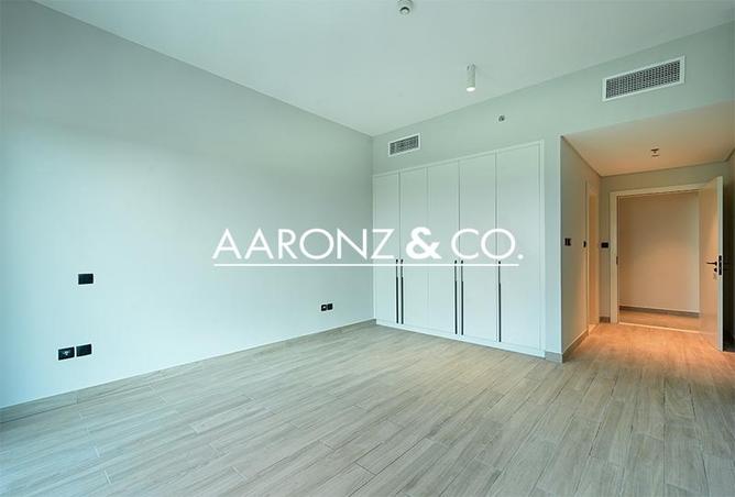 80712136 - Property Image 3