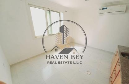 Apartment - Studio - 1 for rent in Fire Station Road - Muwaileh - Sharjah