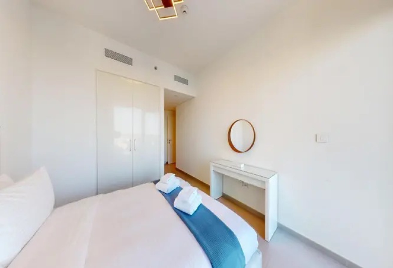 High Floor 2BR | Fully Furnished | Downtown Views — image 10