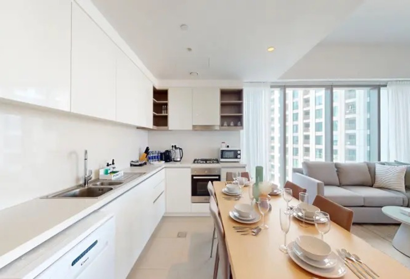 High Floor 2BR | Fully Furnished | Downtown Views — image 15