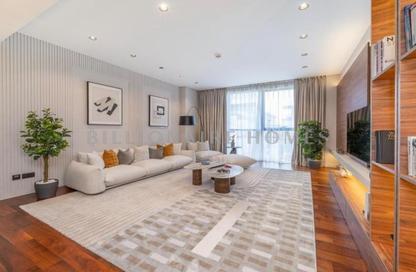 Apartment - 1 - 1 for sale in City Walk Residential Building 9 - City Walk Residential - City Walk - Dubai