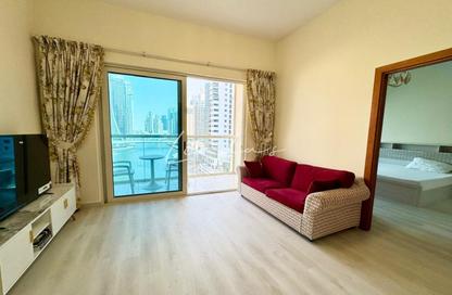 Apartment - 1 Bedroom - 2 Bathrooms for rent in Marina View Tower B - Marina View - Dubai Marina - Dubai