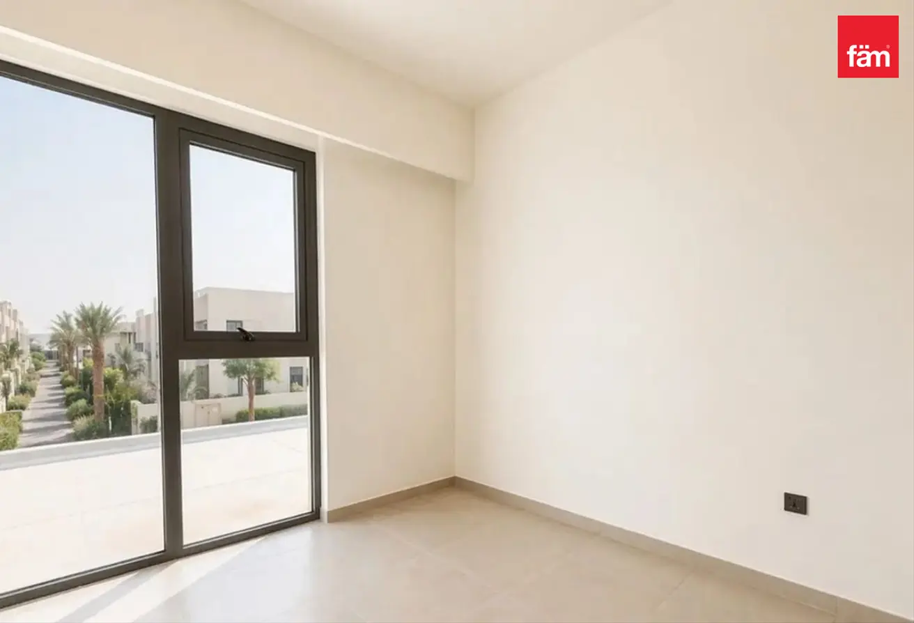166523883 - Property Main Image