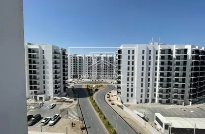 Apartment - 1 Bedroom - 1 Bathroom for rent in Waters Edge - Yas Island - Abu Dhabi