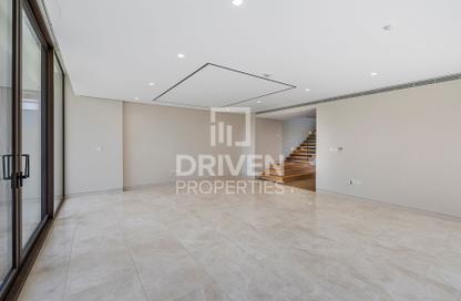 Villa - 4 - 5 for rent in Villa Amalfi - Jumeirah Bay Island - Jumeirah - Dubai