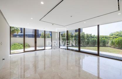 Villa - 4 - 5 for rent in Villa Amalfi - Jumeirah Bay Island - Jumeirah - Dubai