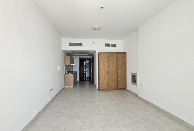 82374829 - Property Image 3