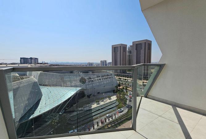 82374829 - Property Image 2