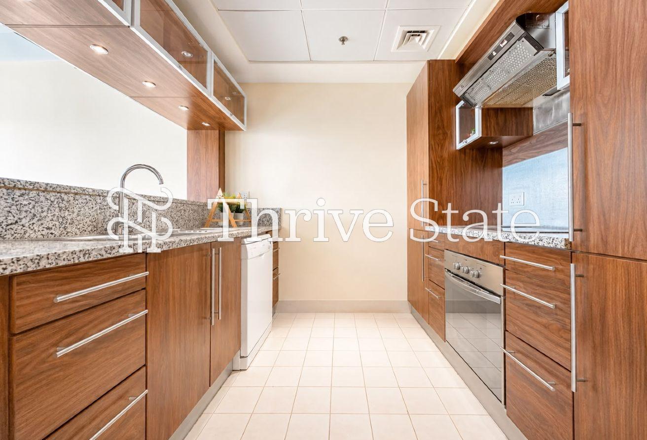 Furnished | AC Free | High Floor | Vacant July photo 7