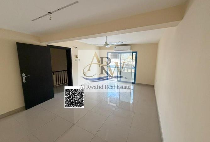 72725434 - Property Image 2