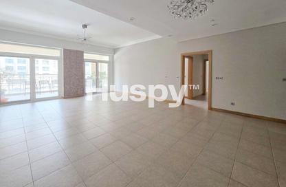 Apartment - 3 Bedrooms - 3 Bathrooms for rent in Al Anbara - Shoreline Apartments - Palm Jumeirah - Dubai