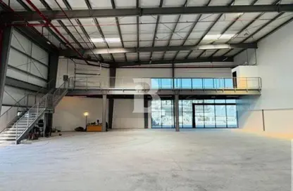 Warehouse - Studio for rent in Ras Al Khor Industrial - Ras Al Khor - Dubai