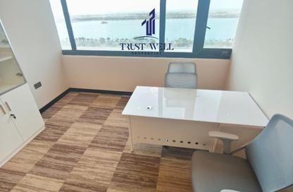 Office Space - 1 Bedroom - 6 Bathrooms for rent in Dar Al Salam Building - Corniche Road - Abu Dhabi