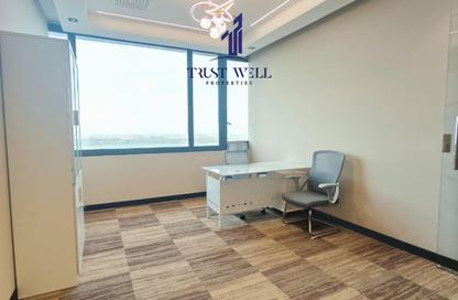 Office Space - 1 Bedroom - 6 Bathrooms for rent in Dar Al Salam Building - Corniche Road - Abu Dhabi